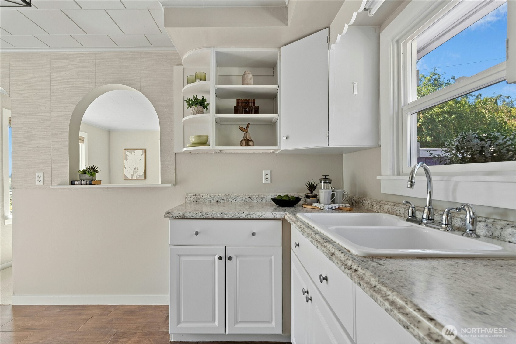 MLS #NWM2555260 image #9