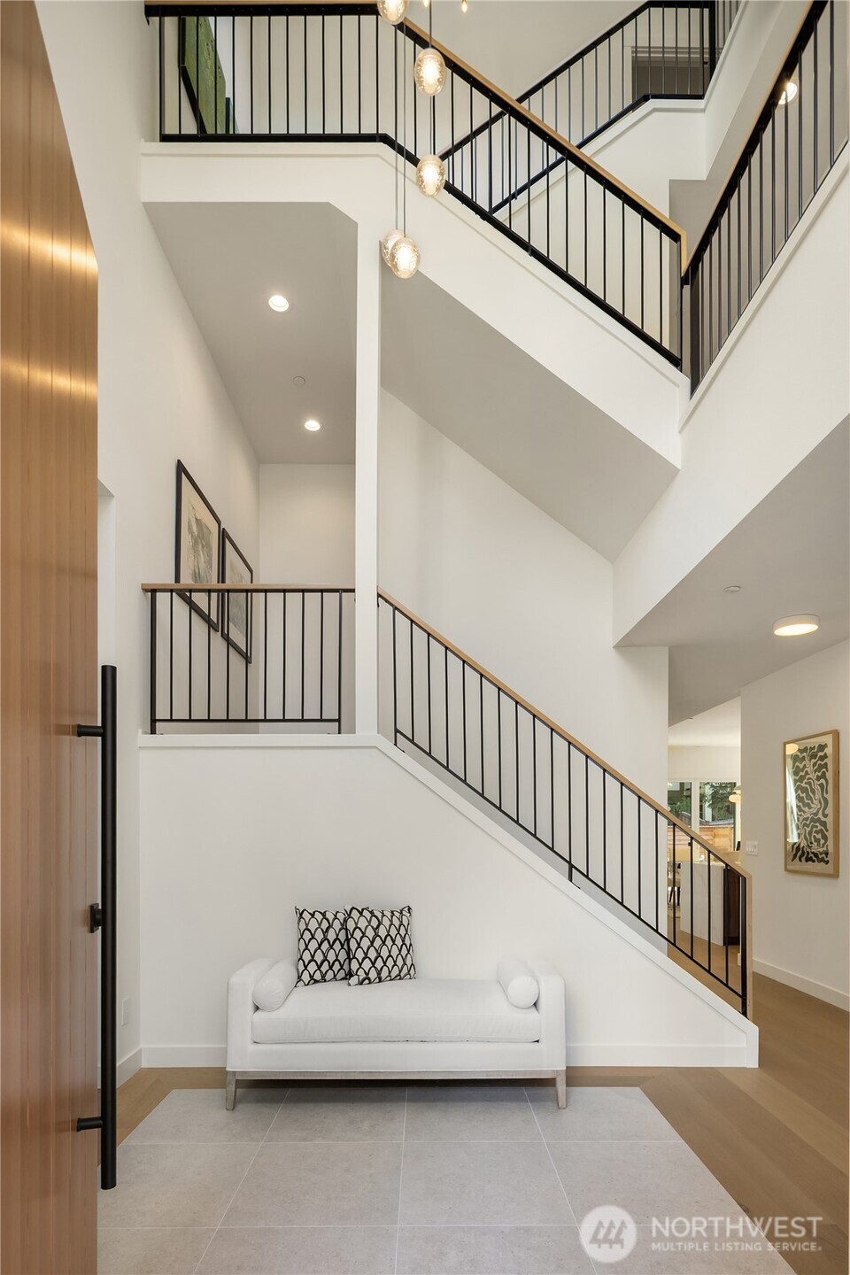MLS #NWM2555261 image #1