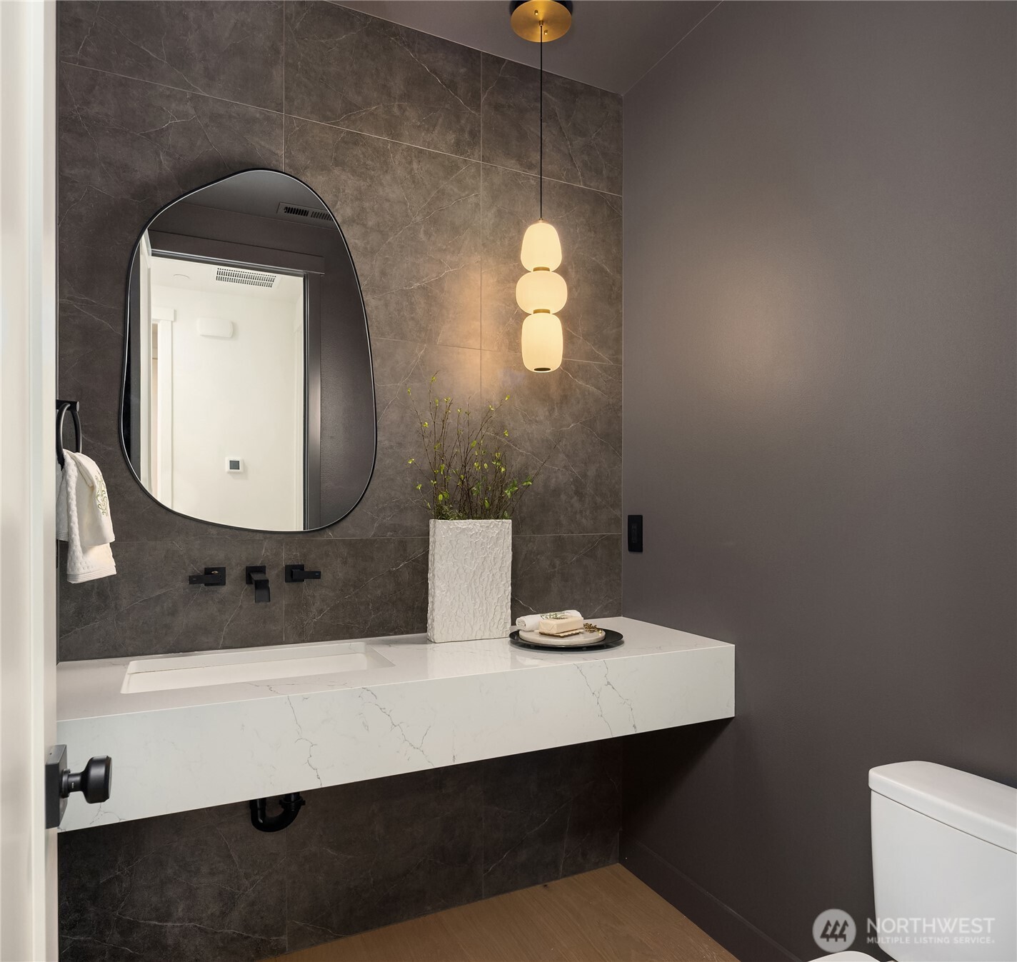 MLS #NWM2555261 image #8