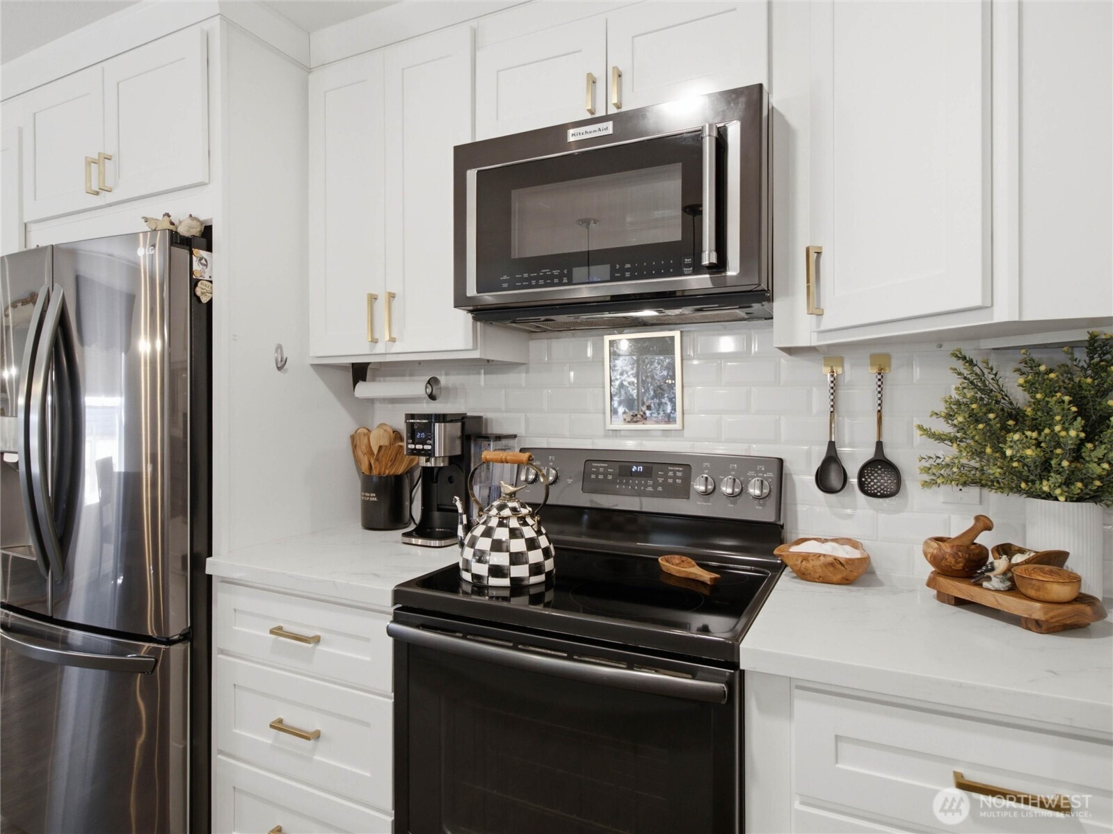 MLS #NWM2555303 image #14
