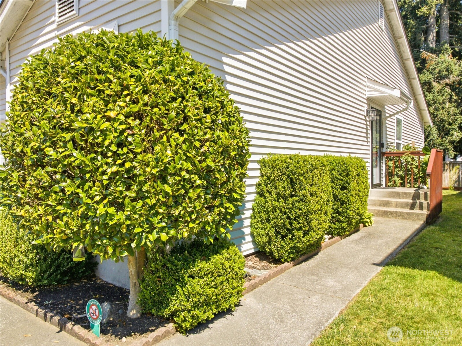 MLS #NWM2555303 image #3