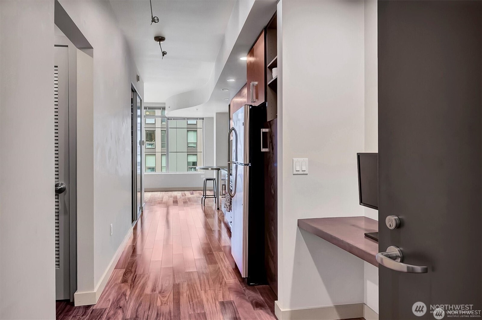MLS #NWM2555511 image #3