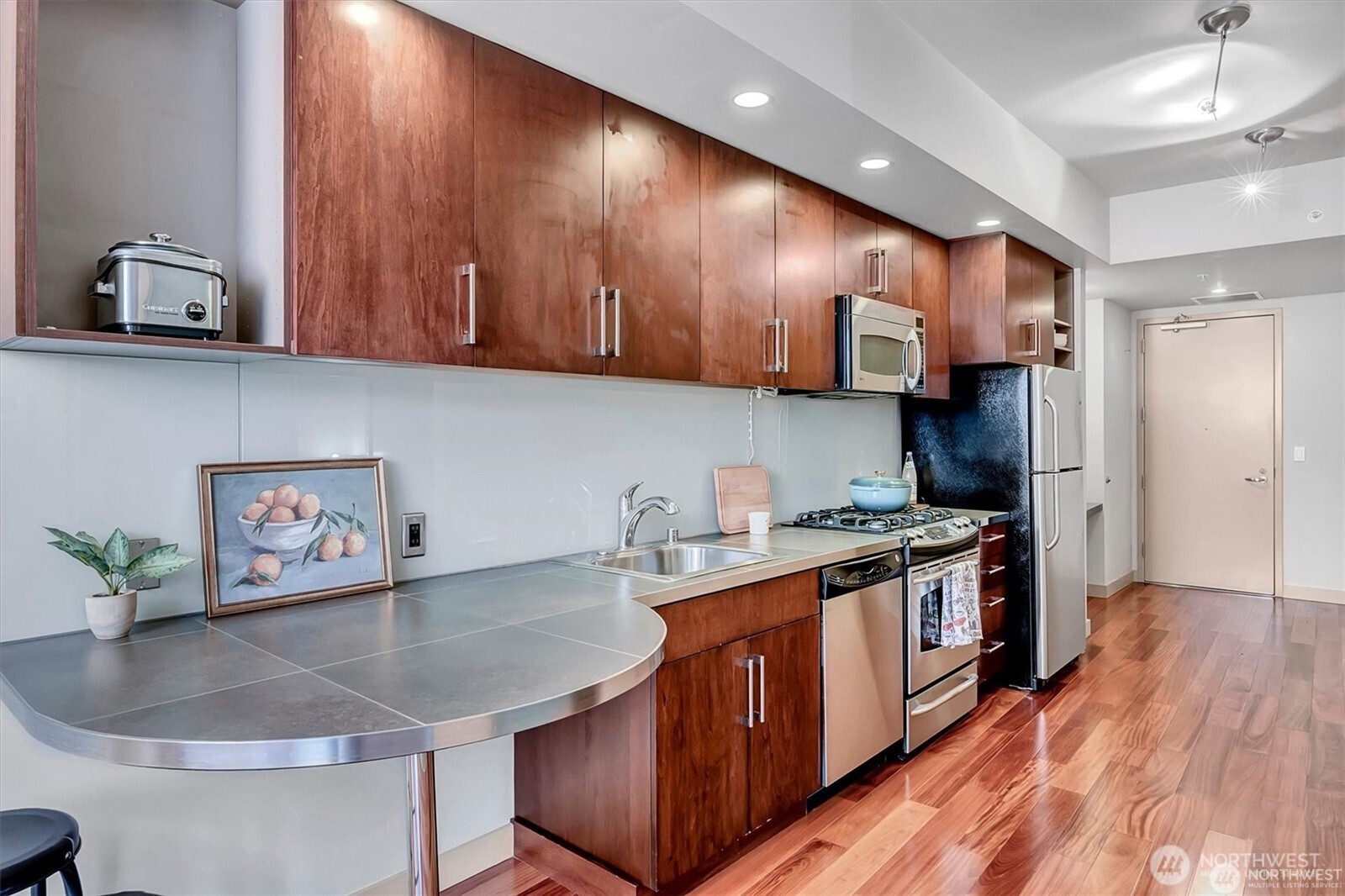 MLS #NWM2555511 image #8