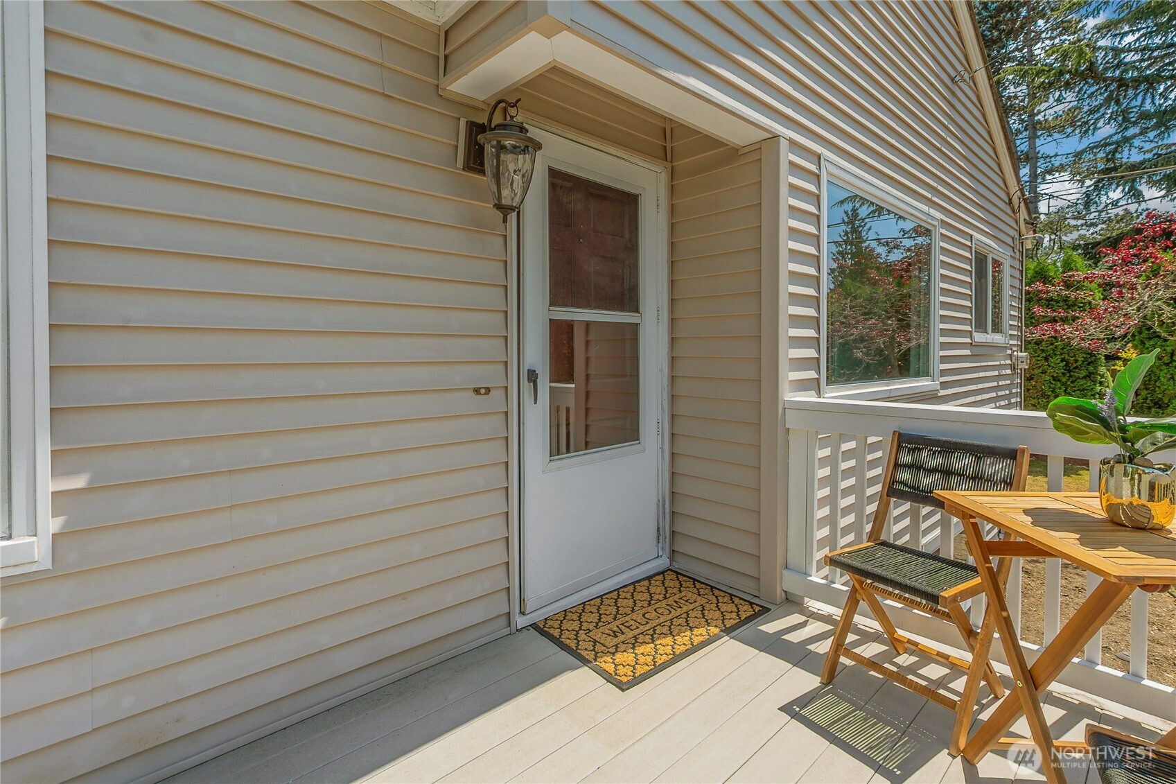 MLS #NWM2555534 image #1