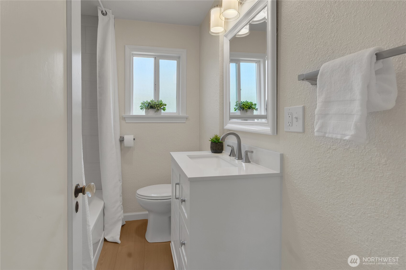MLS #NWM2555534 image #13