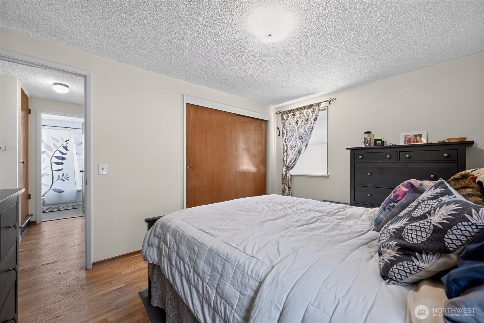 MLS #NWM2555849 image #6