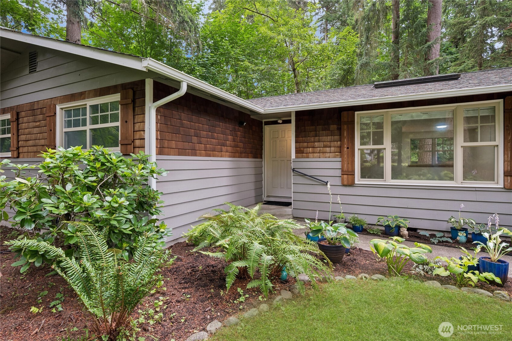 MLS #NWM2556888 image #3