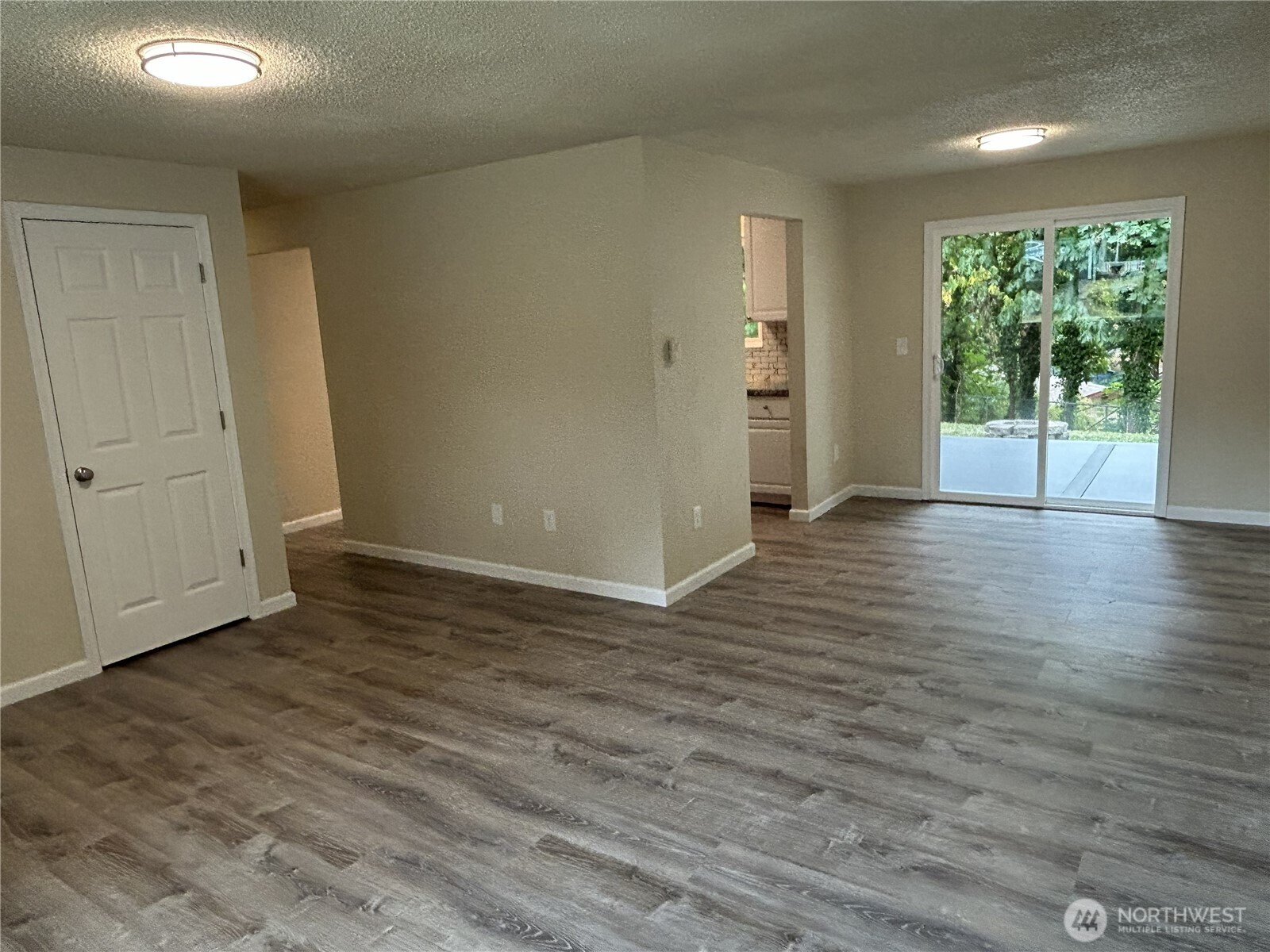 MLS #NWM2557003 image #3