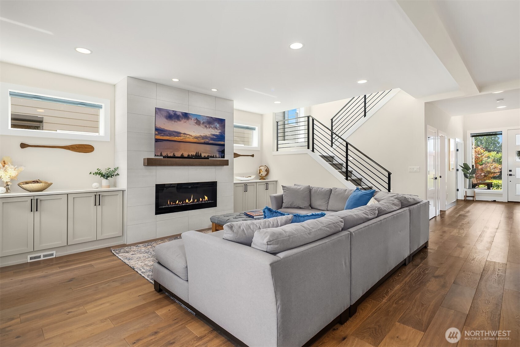 MLS #NWM2558345 image #1