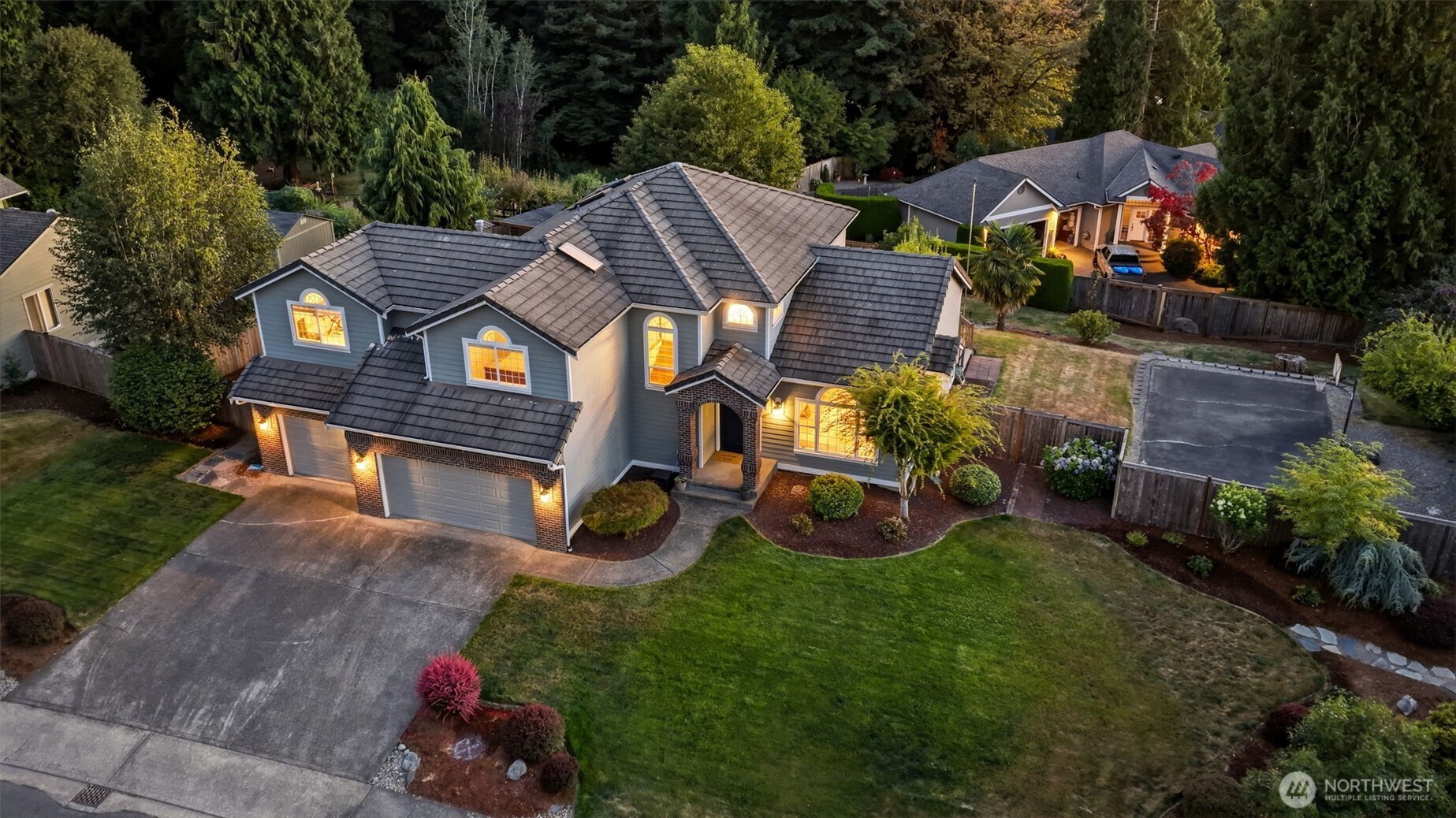 MLS #NWM2559152 image #0