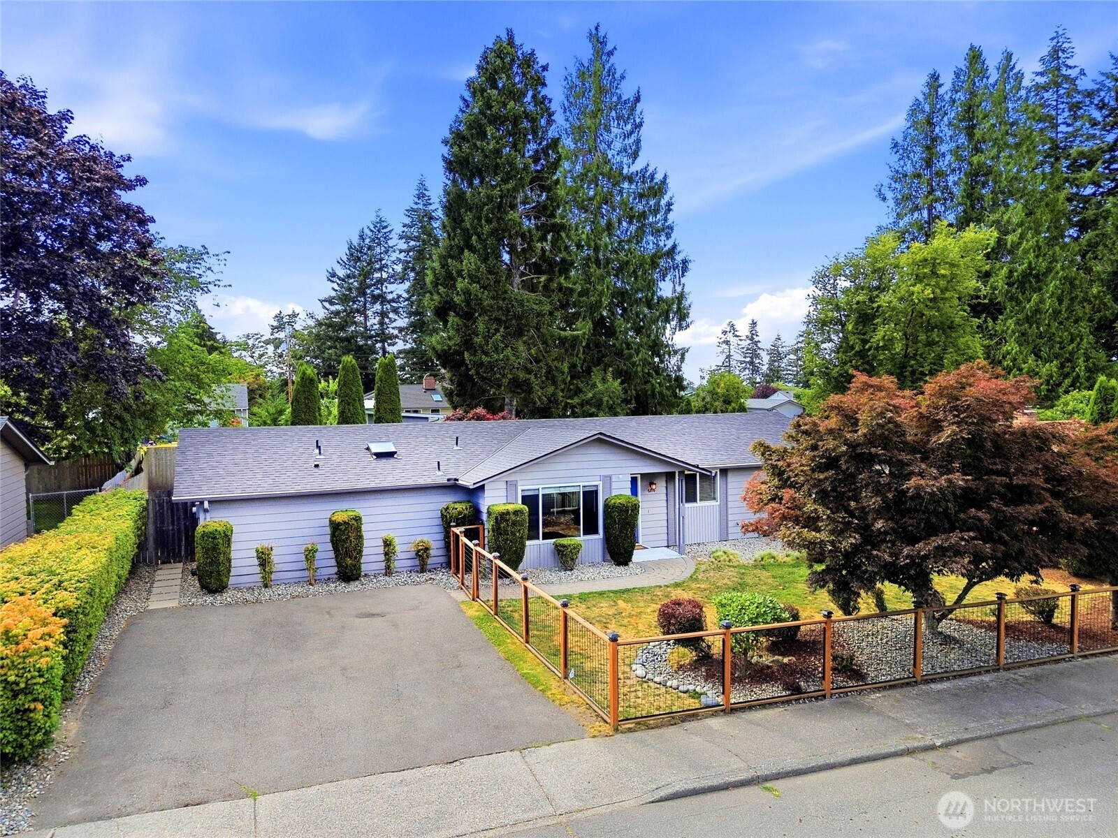 MLS #NWM2561202 image #0