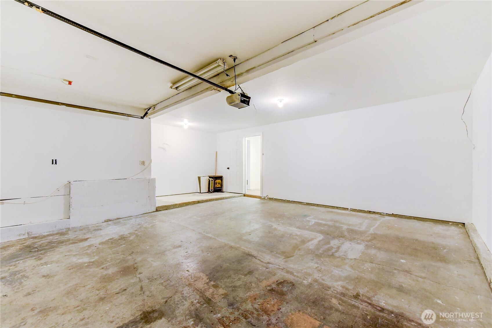 MLS #NWM2561254 image #33