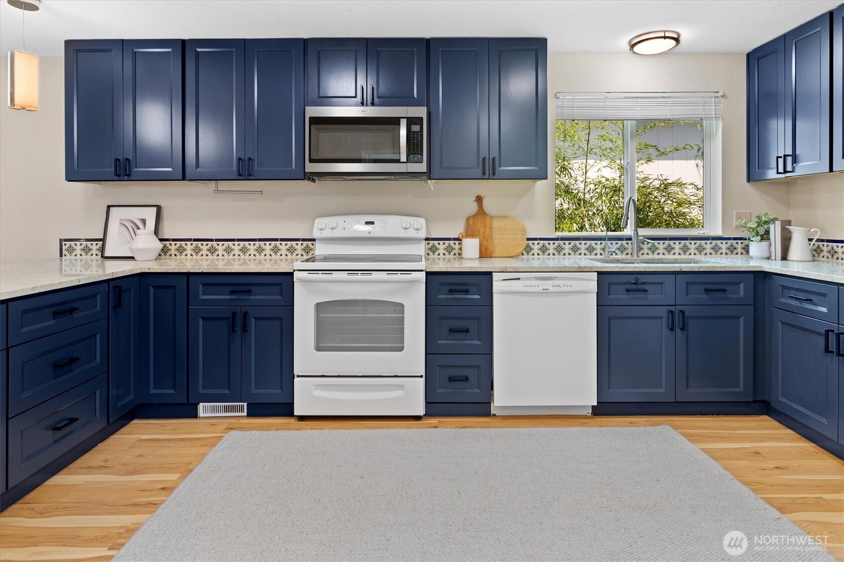 MLS #NWM2561991 image #7