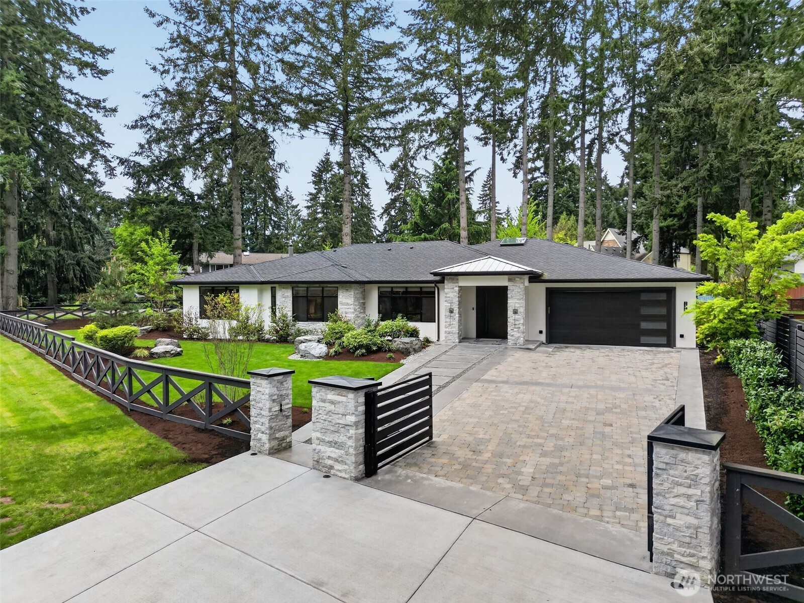 MLS #NWM2562311 image #1