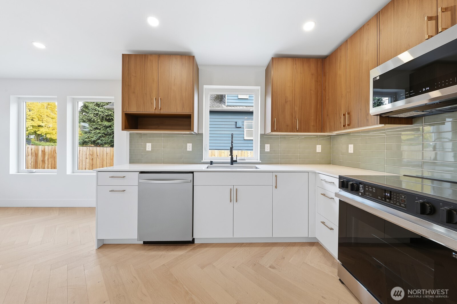 MLS #NWM2562361 image #5