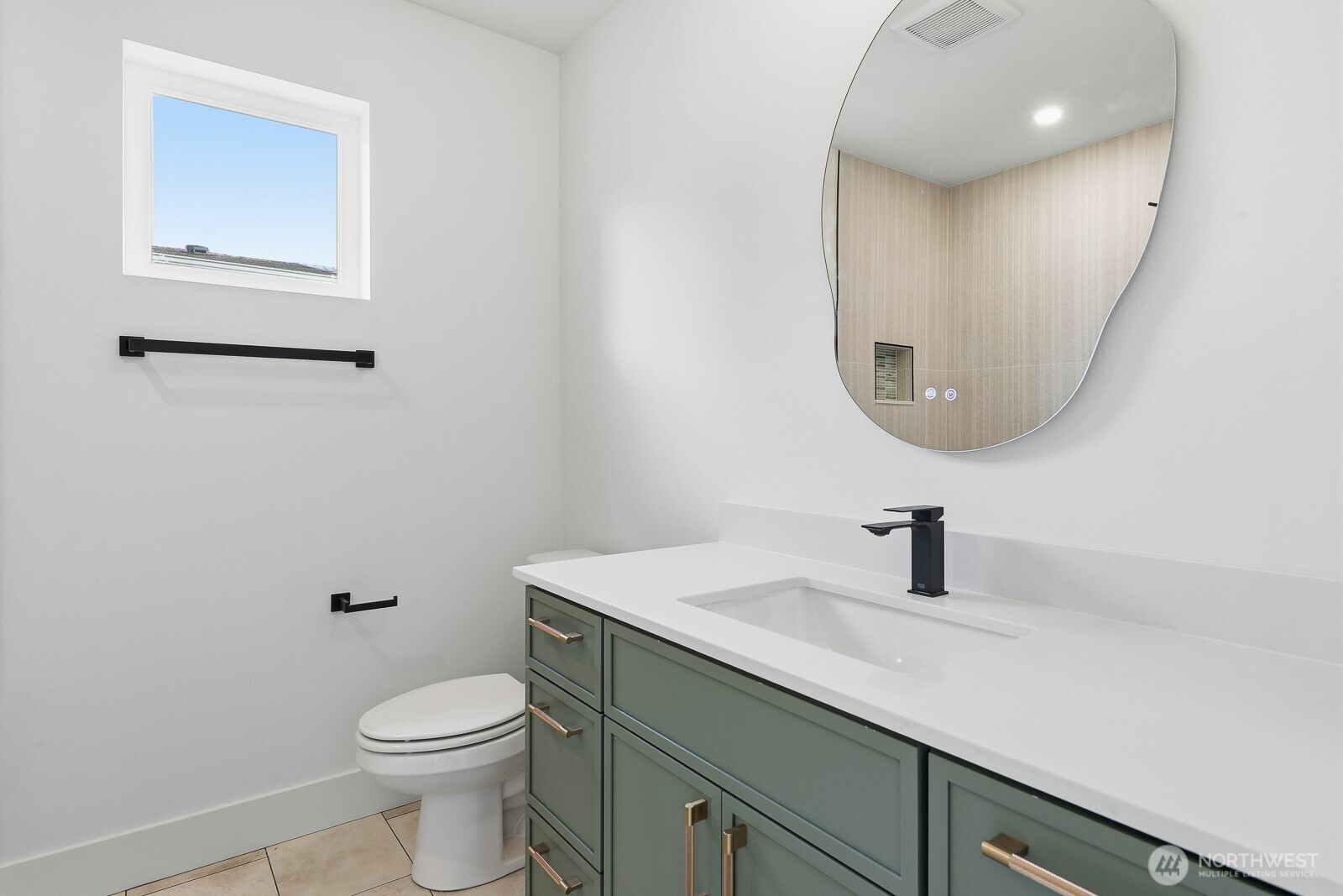 MLS #NWM2562361 image #9