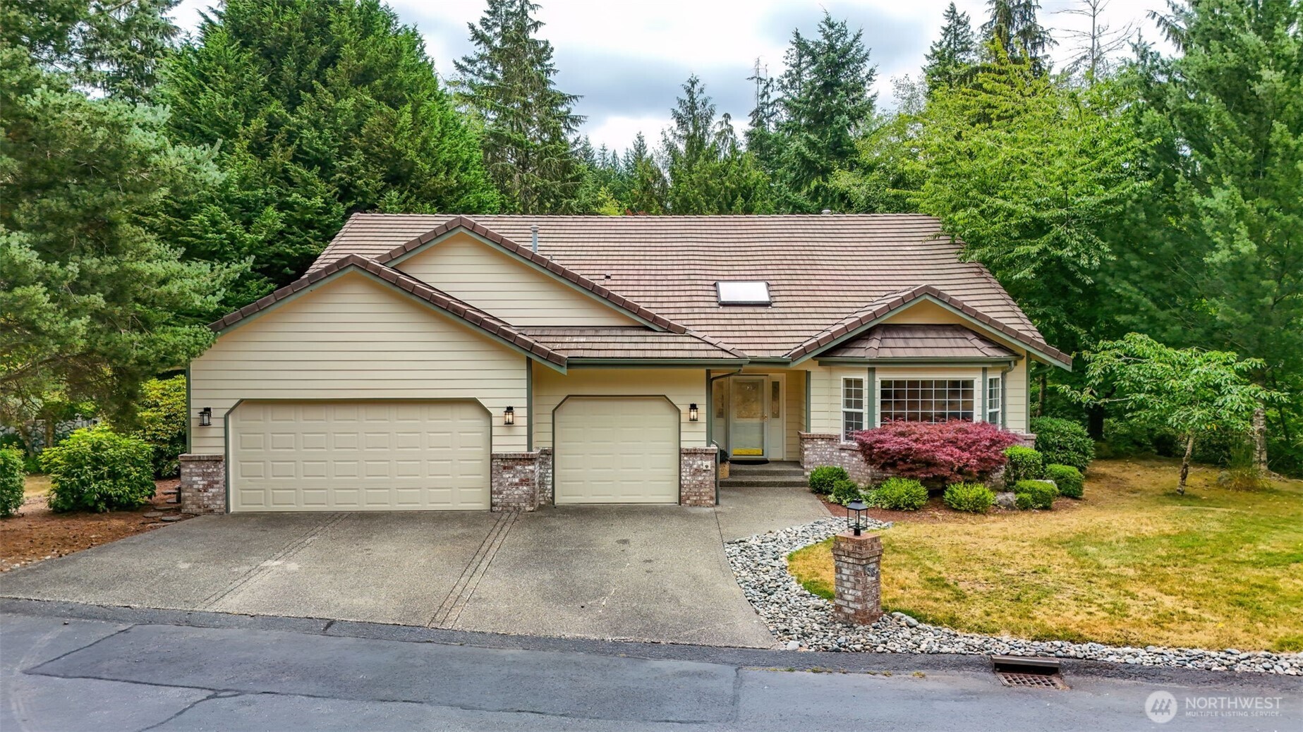 MLS #NWM2563057 image #0