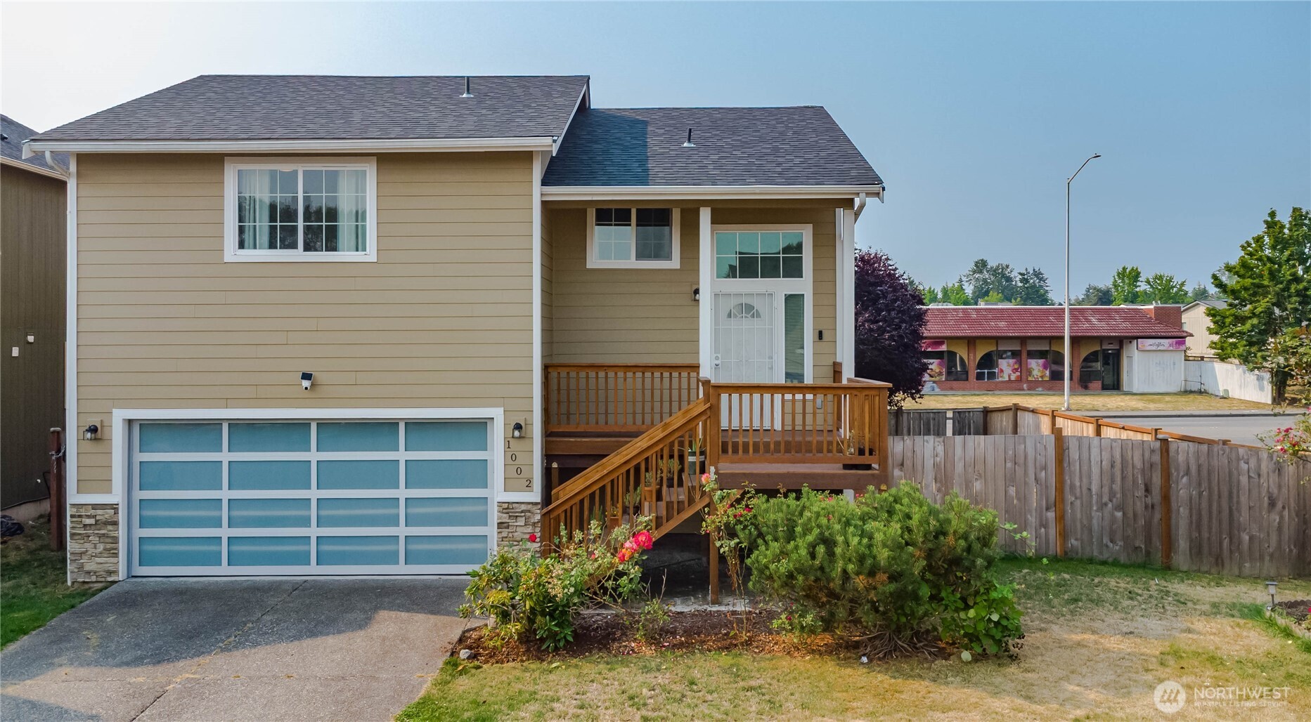 MLS #NWM2564583 image #0