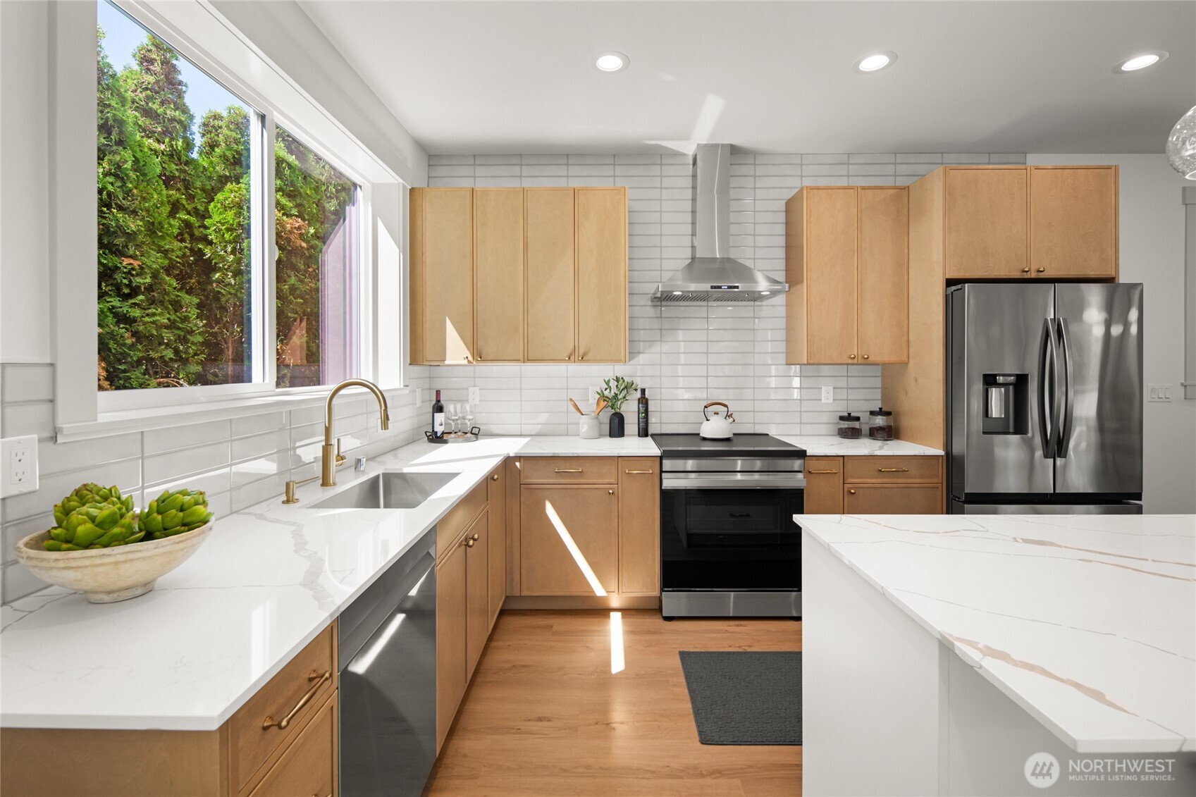 MLS #NWM2560601 image #4