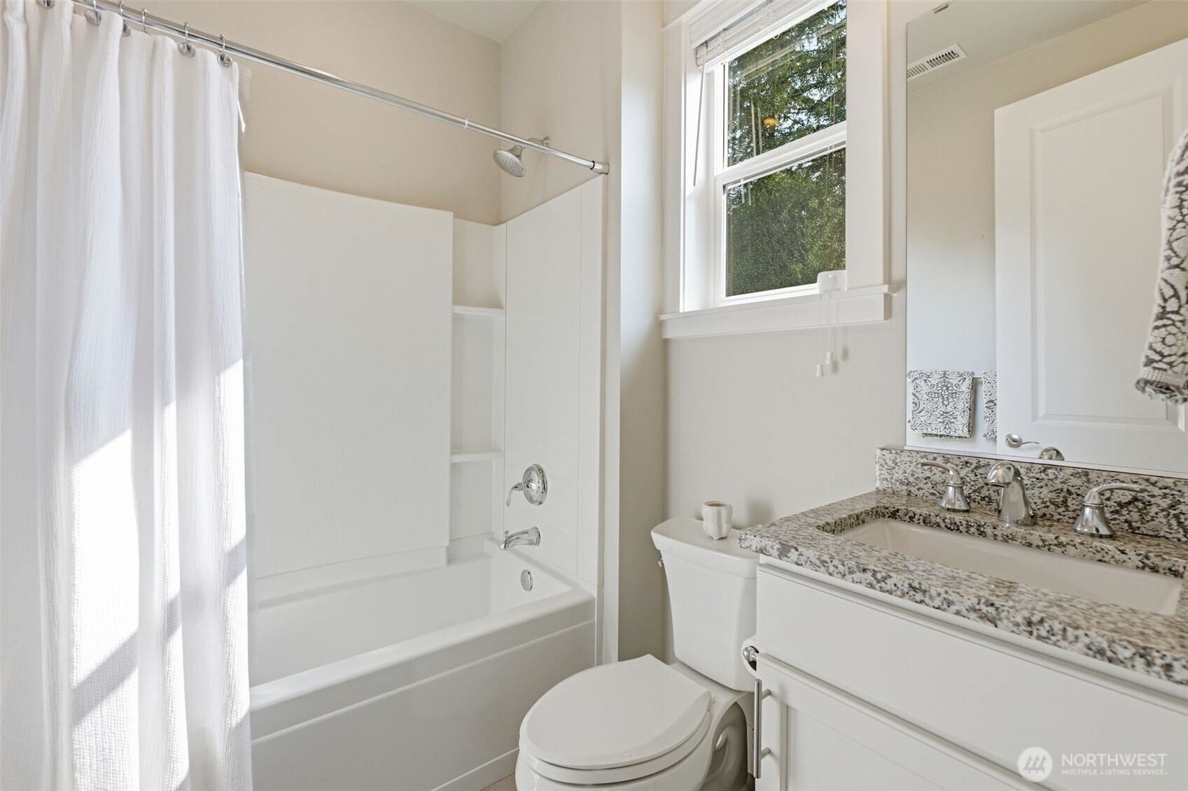 MLS #NWM2565187 image #13