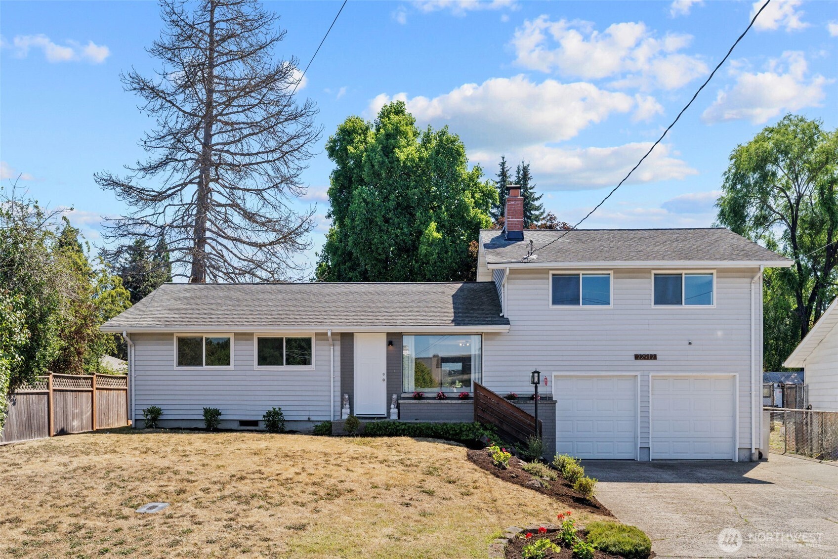 MLS #NWM2565216 image #0