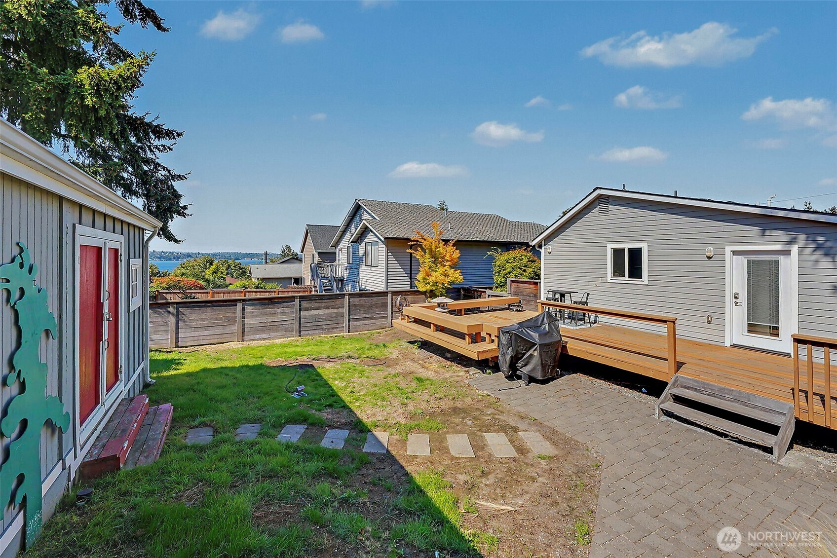 MLS #NWM2565742 image #3