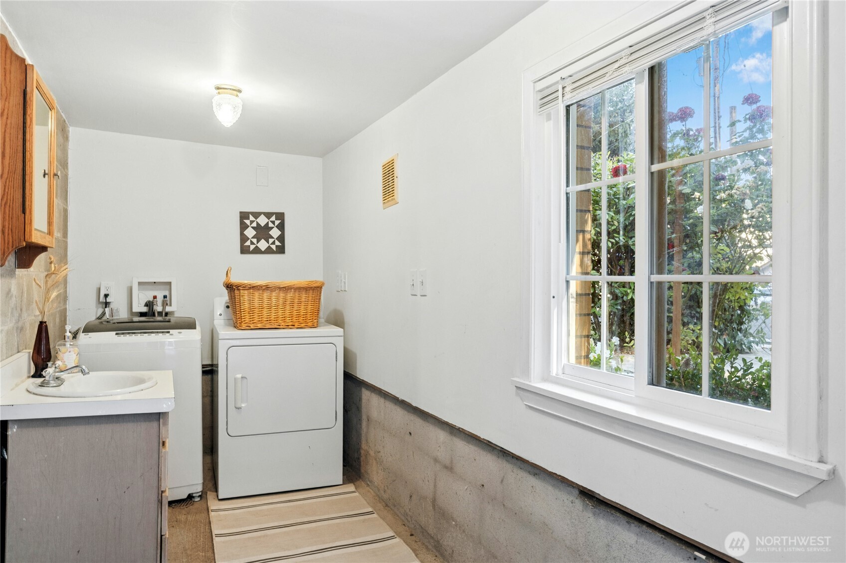 MLS #NWM2567596 image #18
