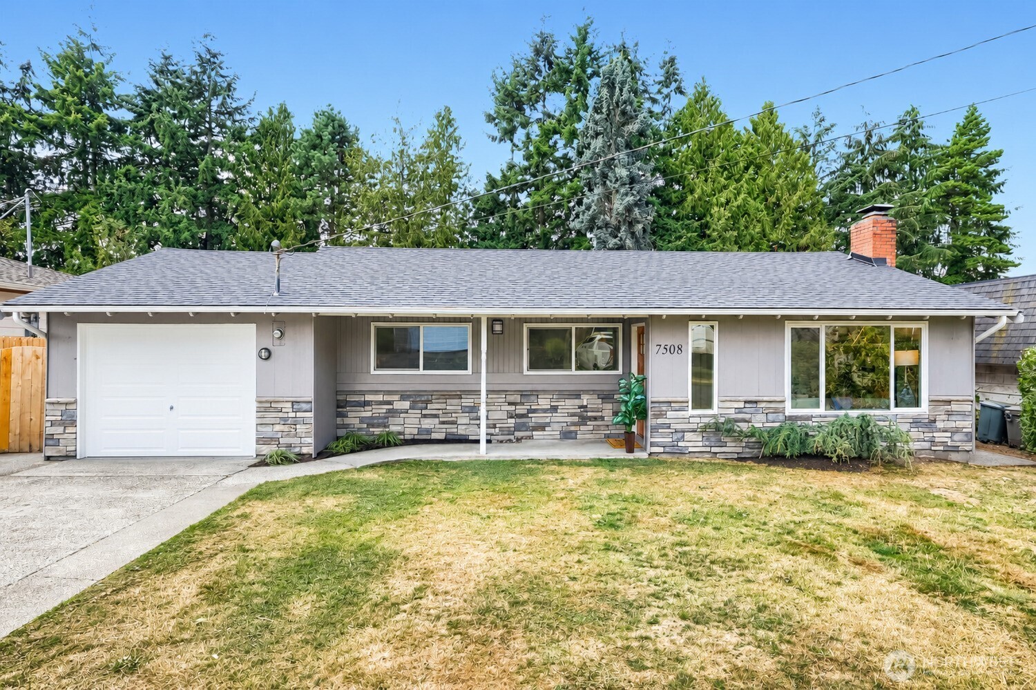 MLS #NWM2568973 image #0