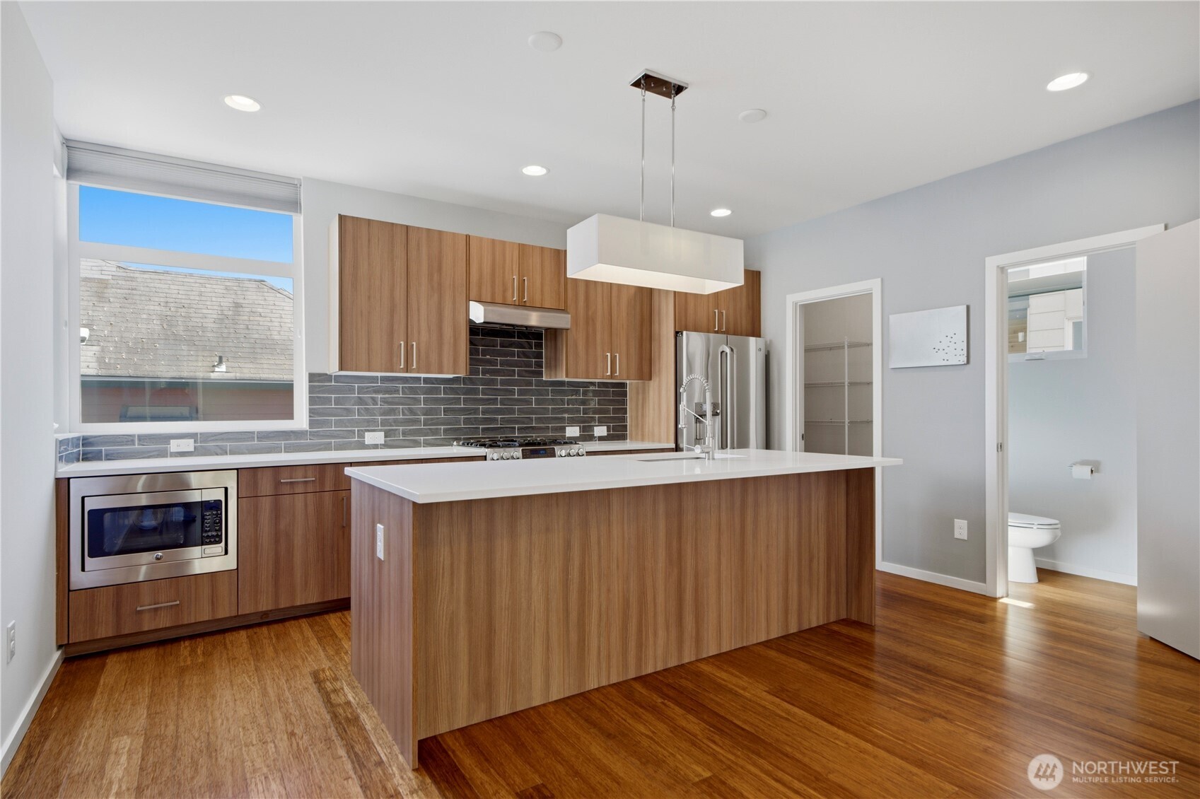 MLS #NWM2558651 image #8
