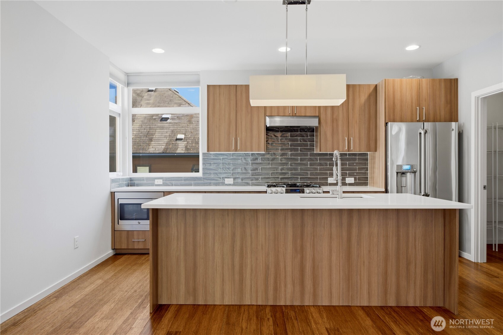 MLS #NWM2558651 image #9