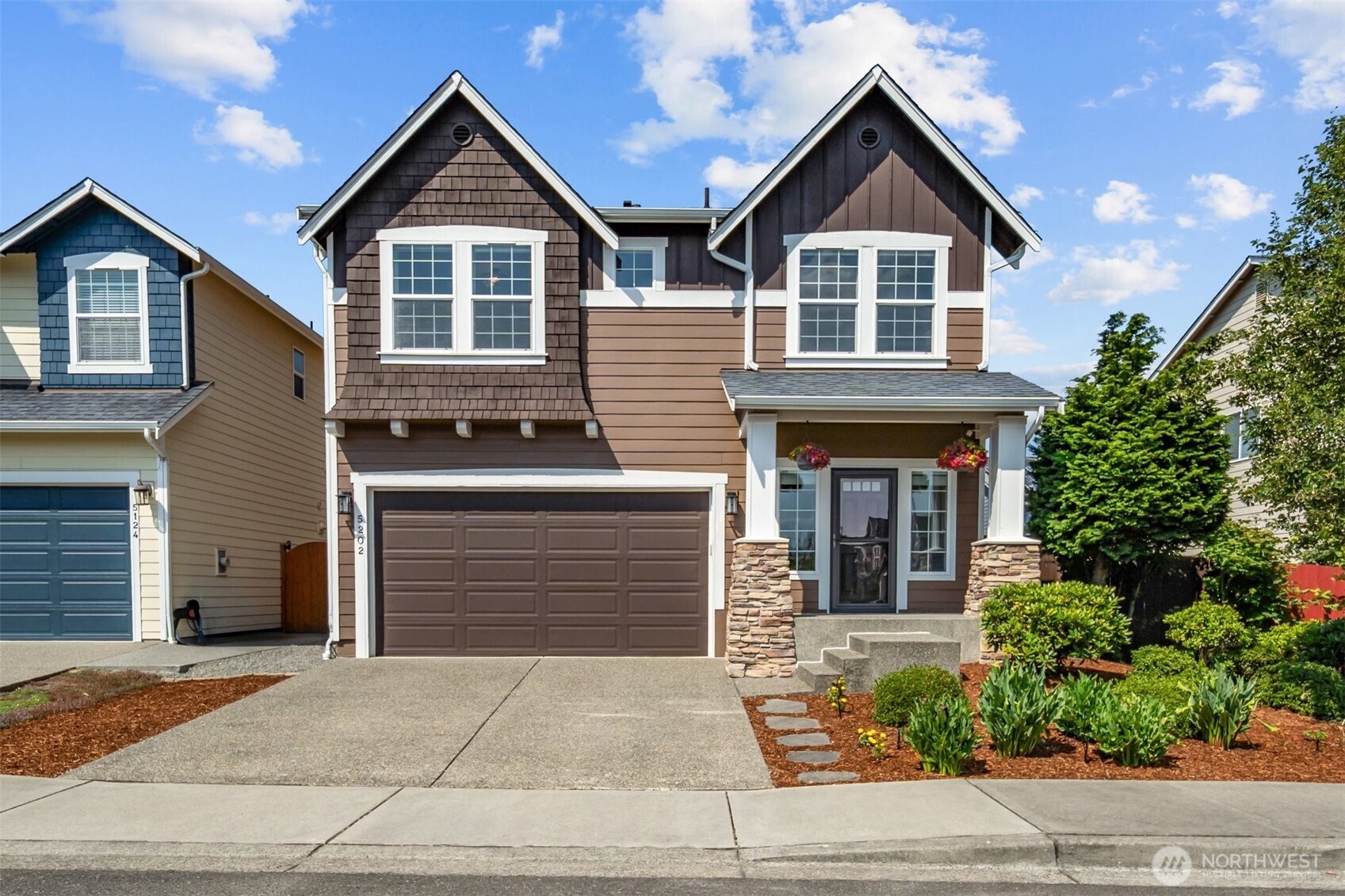 MLS #NWM2570050 image #0