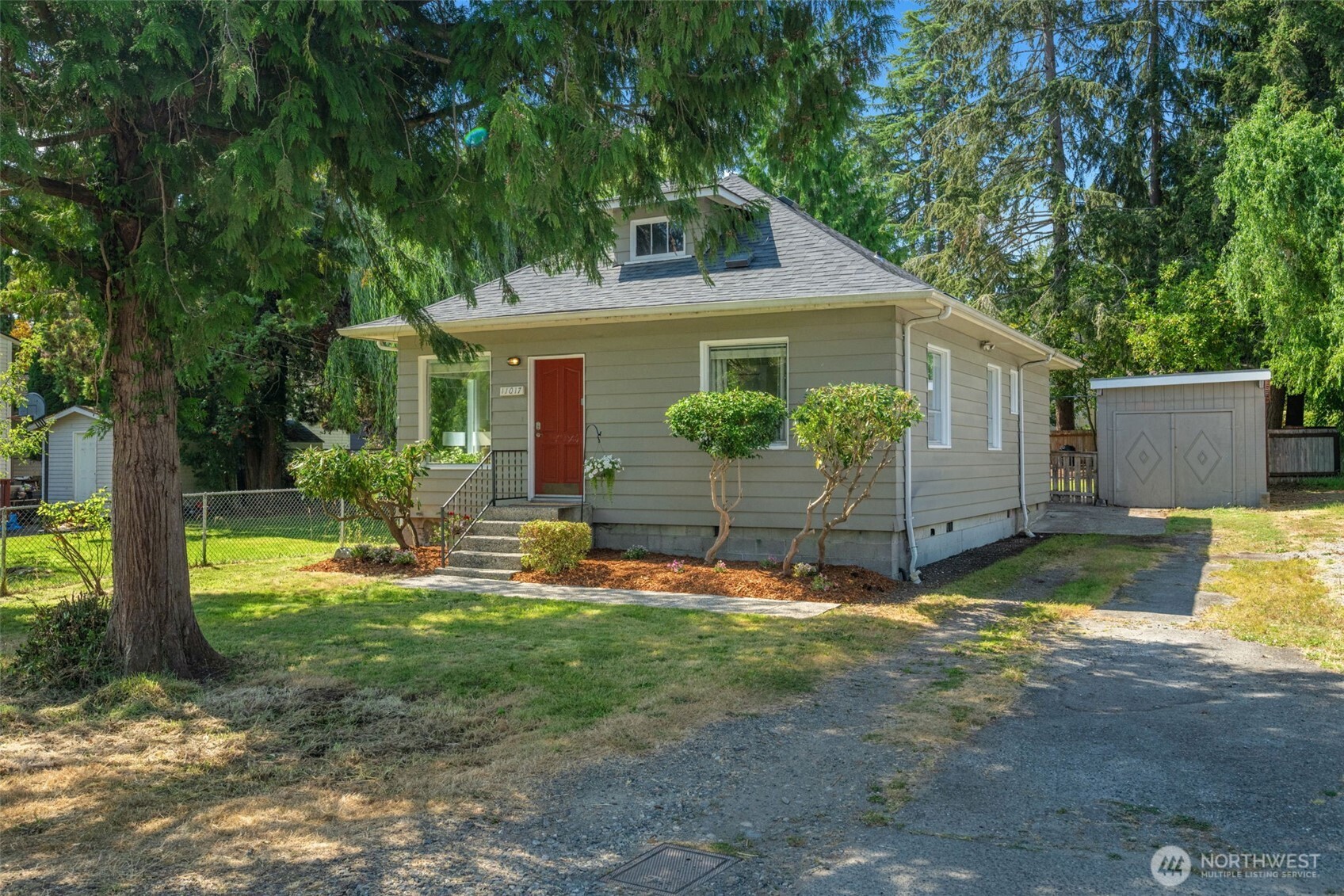MLS #NWM2570186 image #1
