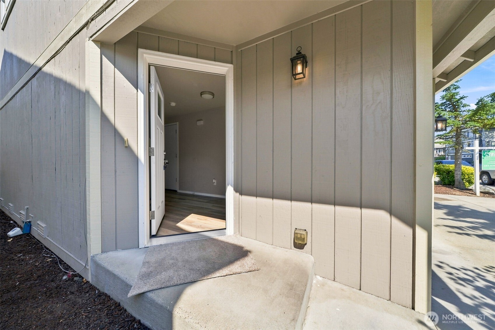 MLS #NWM2570350 image #1