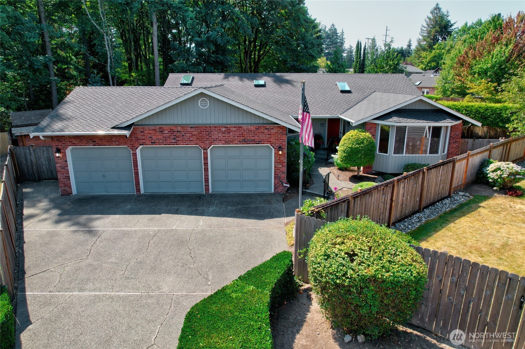 MLS #NWM2570837 image #2