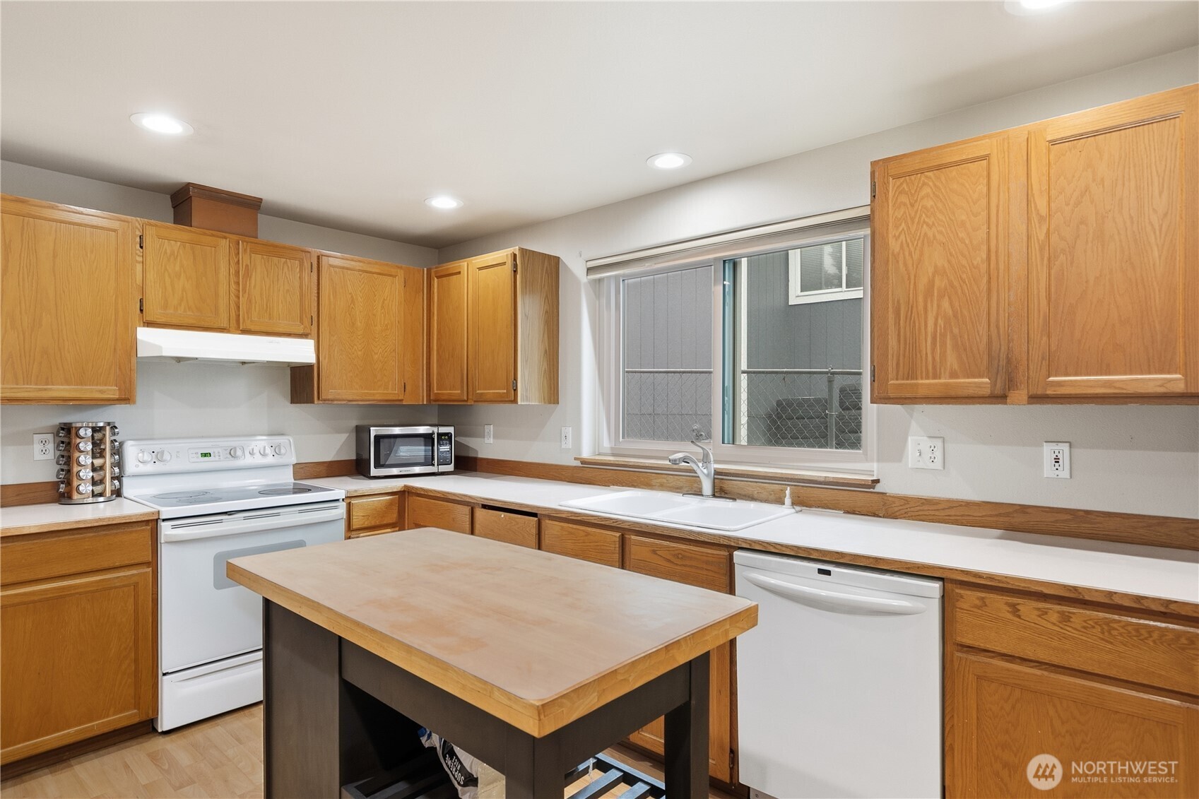 MLS #NWM2570891 image #8