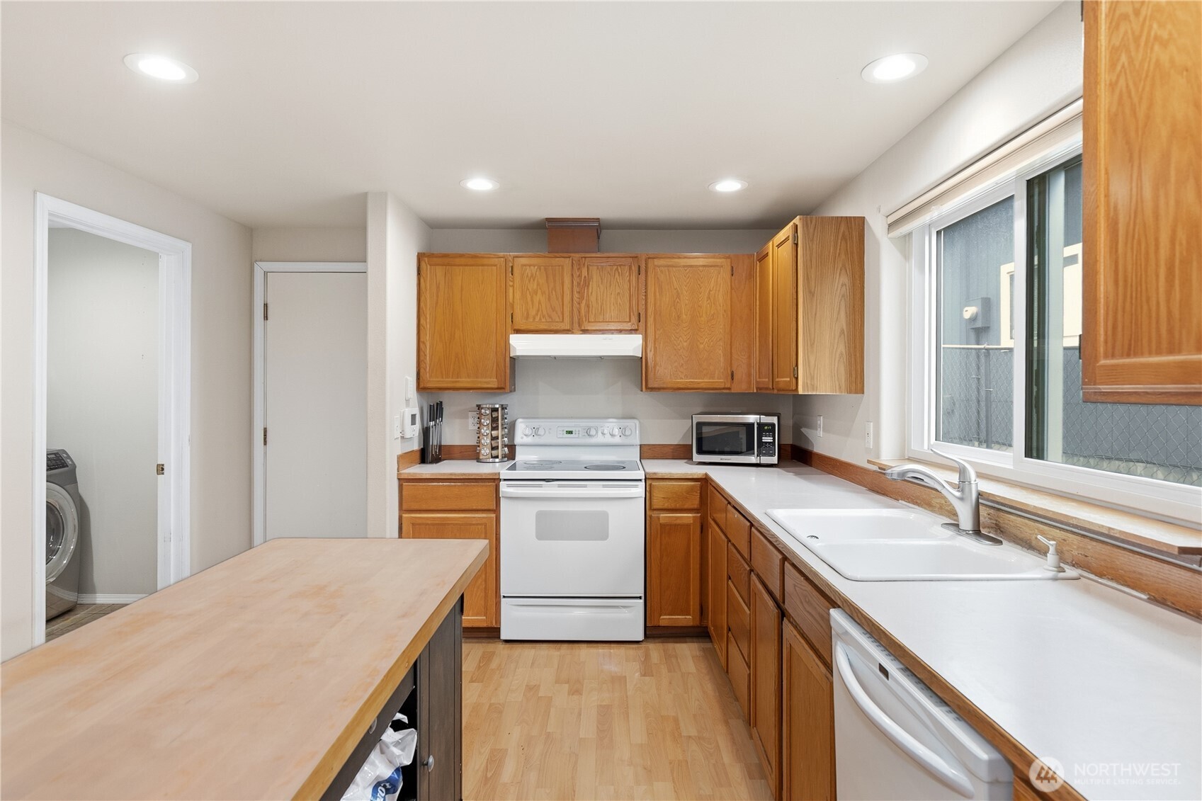 MLS #NWM2570891 image #9