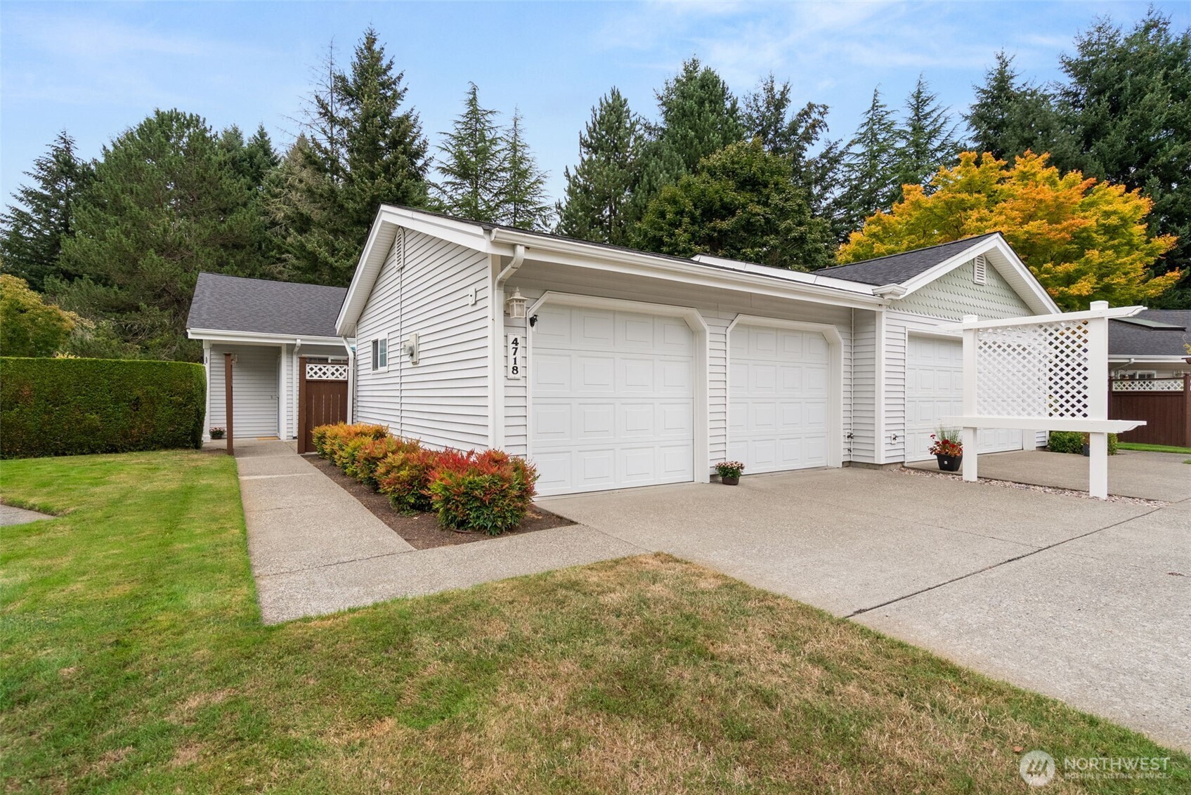 MLS #NWM2571828 image #0