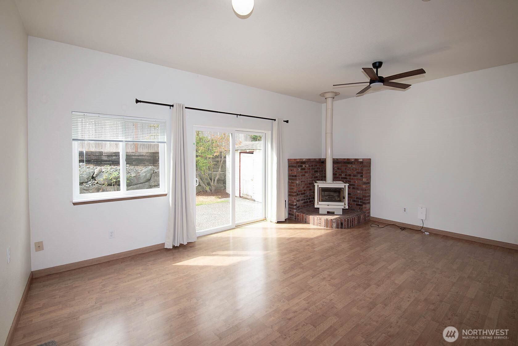 MLS #NWM2572122 image #9