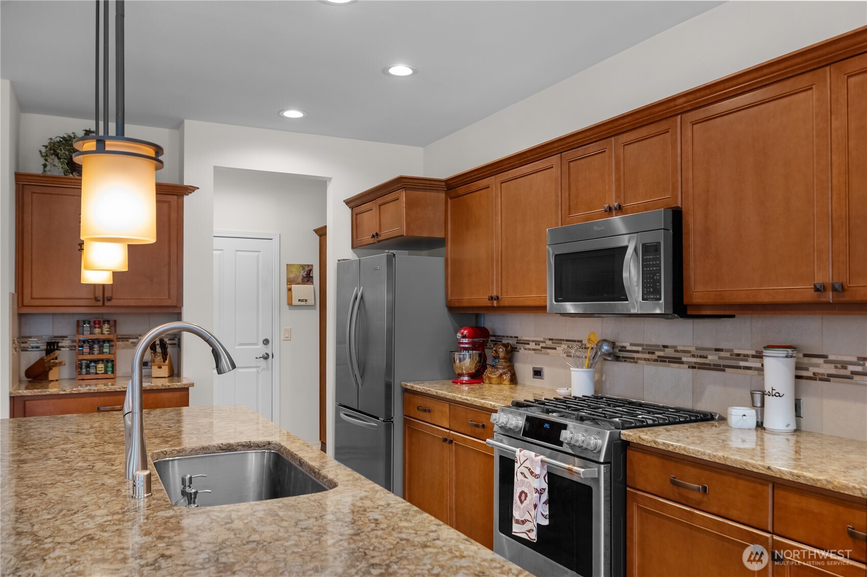 MLS #NWM2572405 image #5