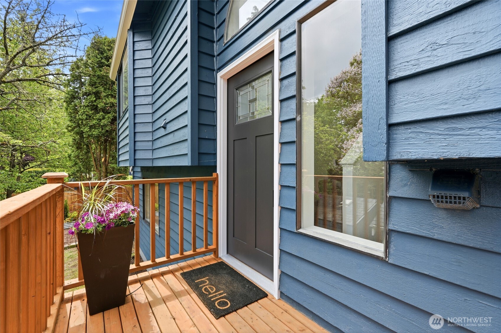 MLS #NWM2572612 image #0
