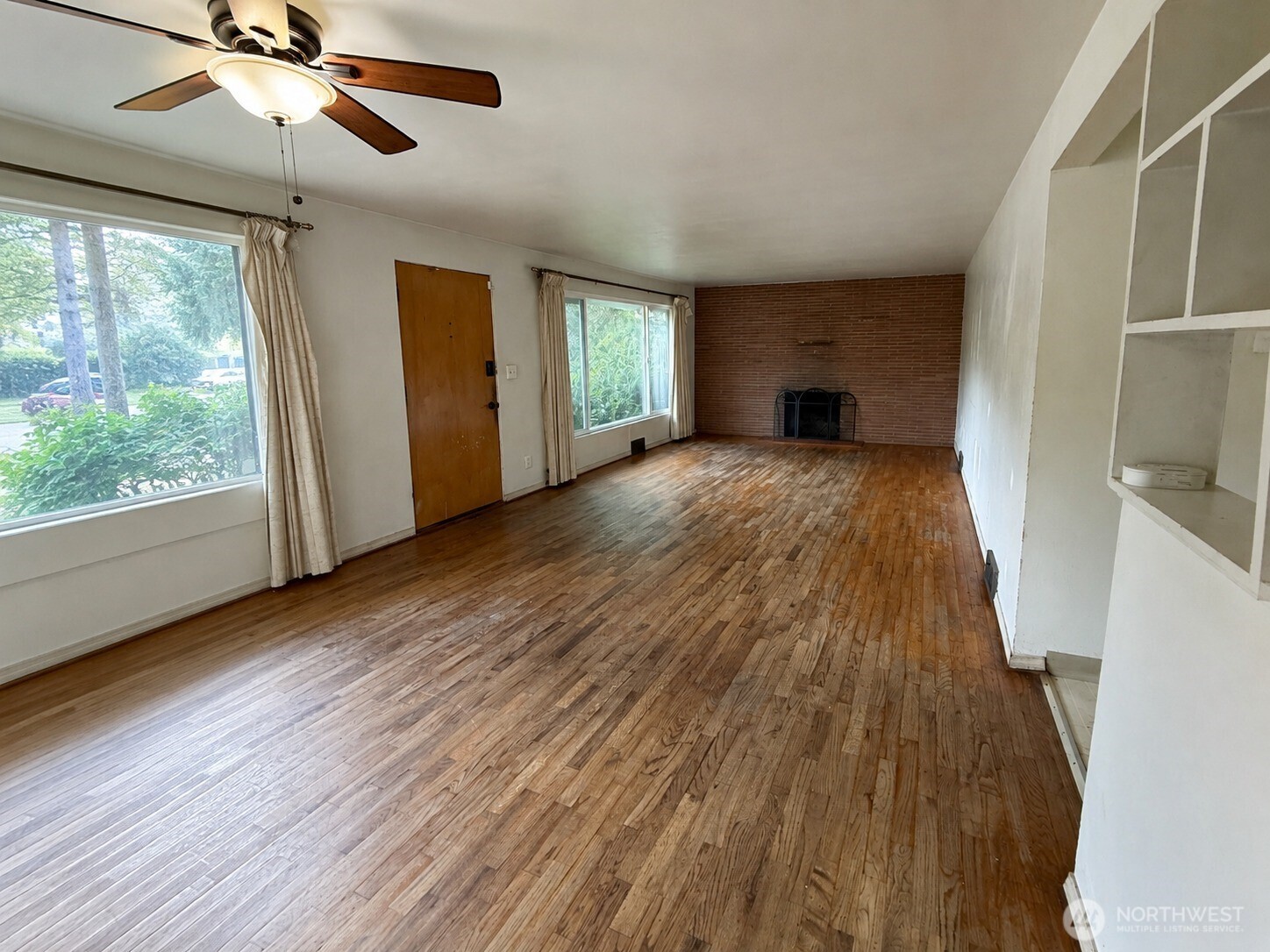 MLS #NWM2573236 image #2