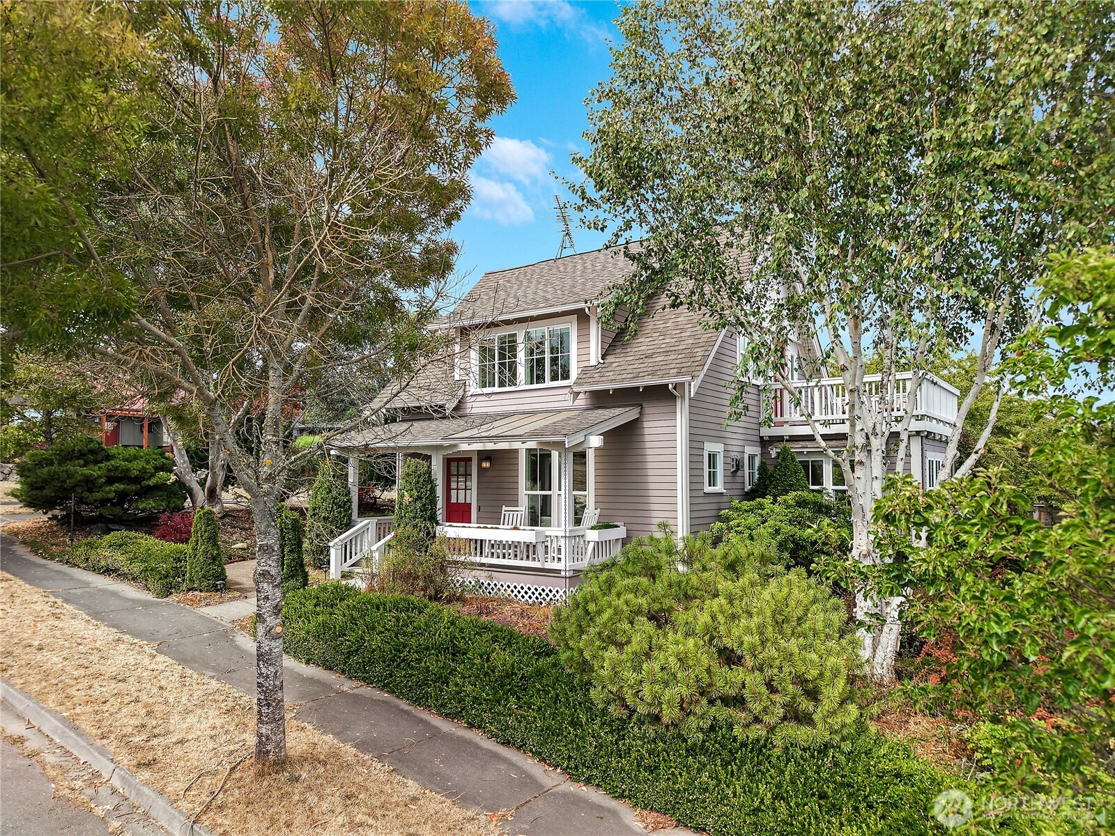 MLS #NWM2573506 image #0