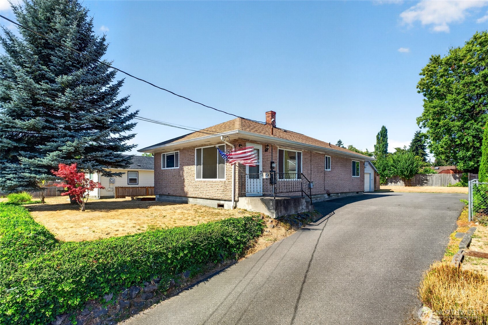 MLS #NWM2573556 image #0