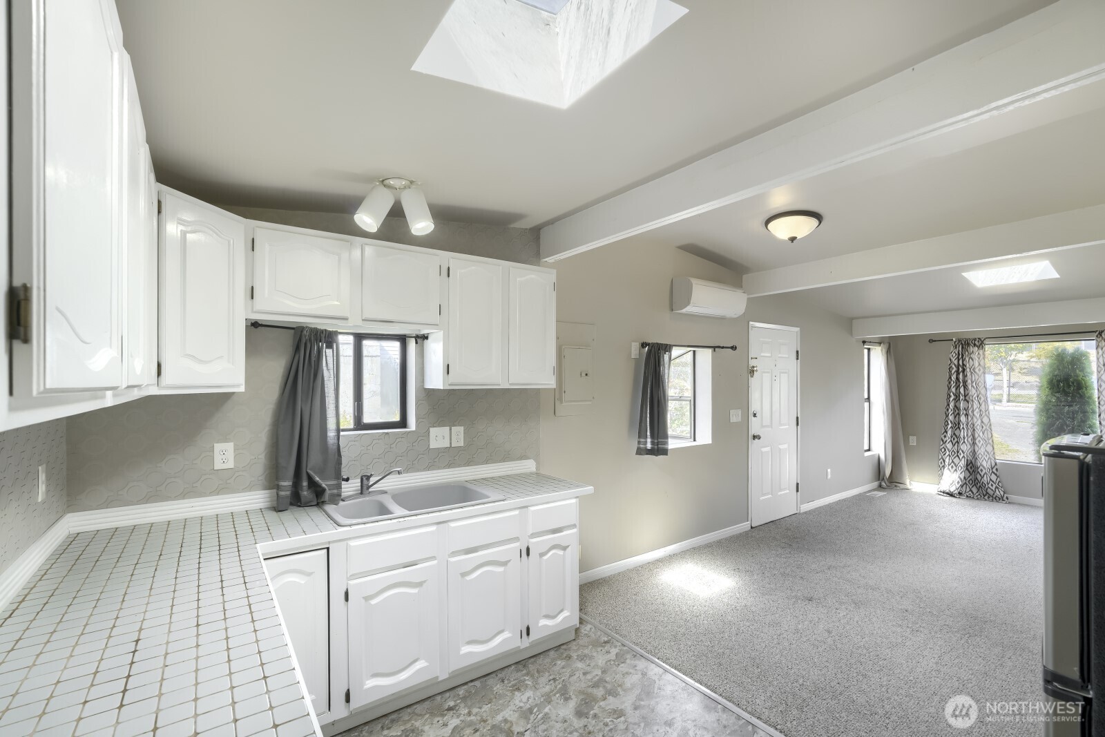 MLS #NWM2573624 image #30