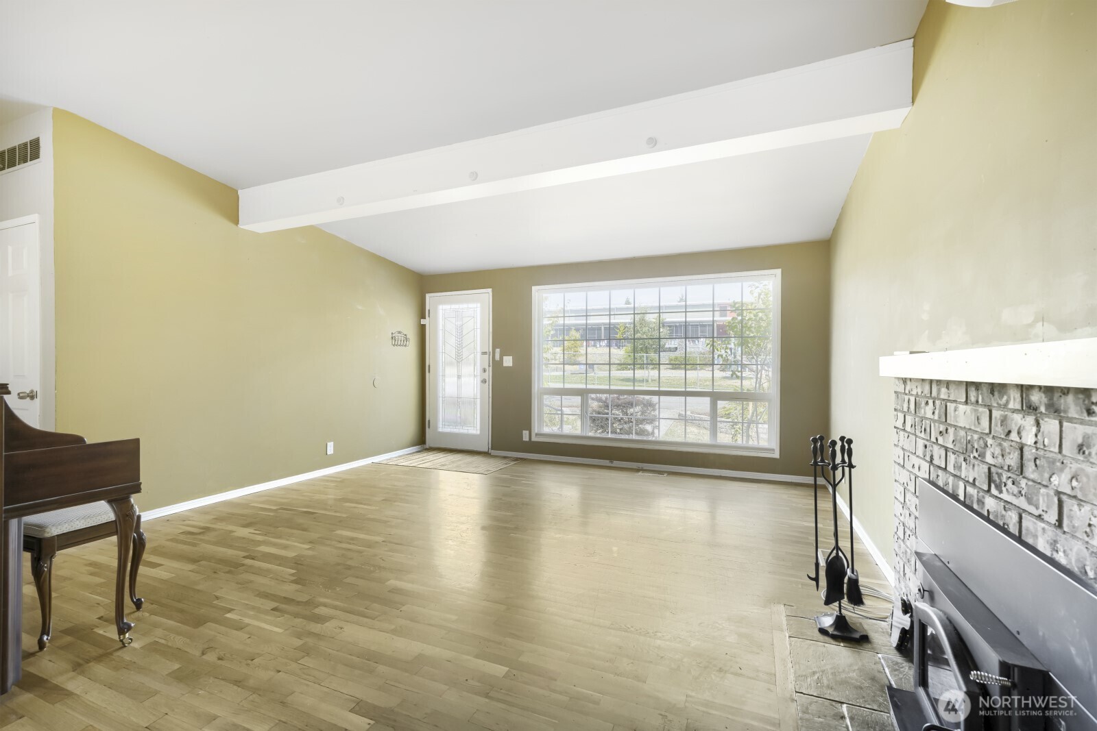 MLS #NWM2573624 image #4
