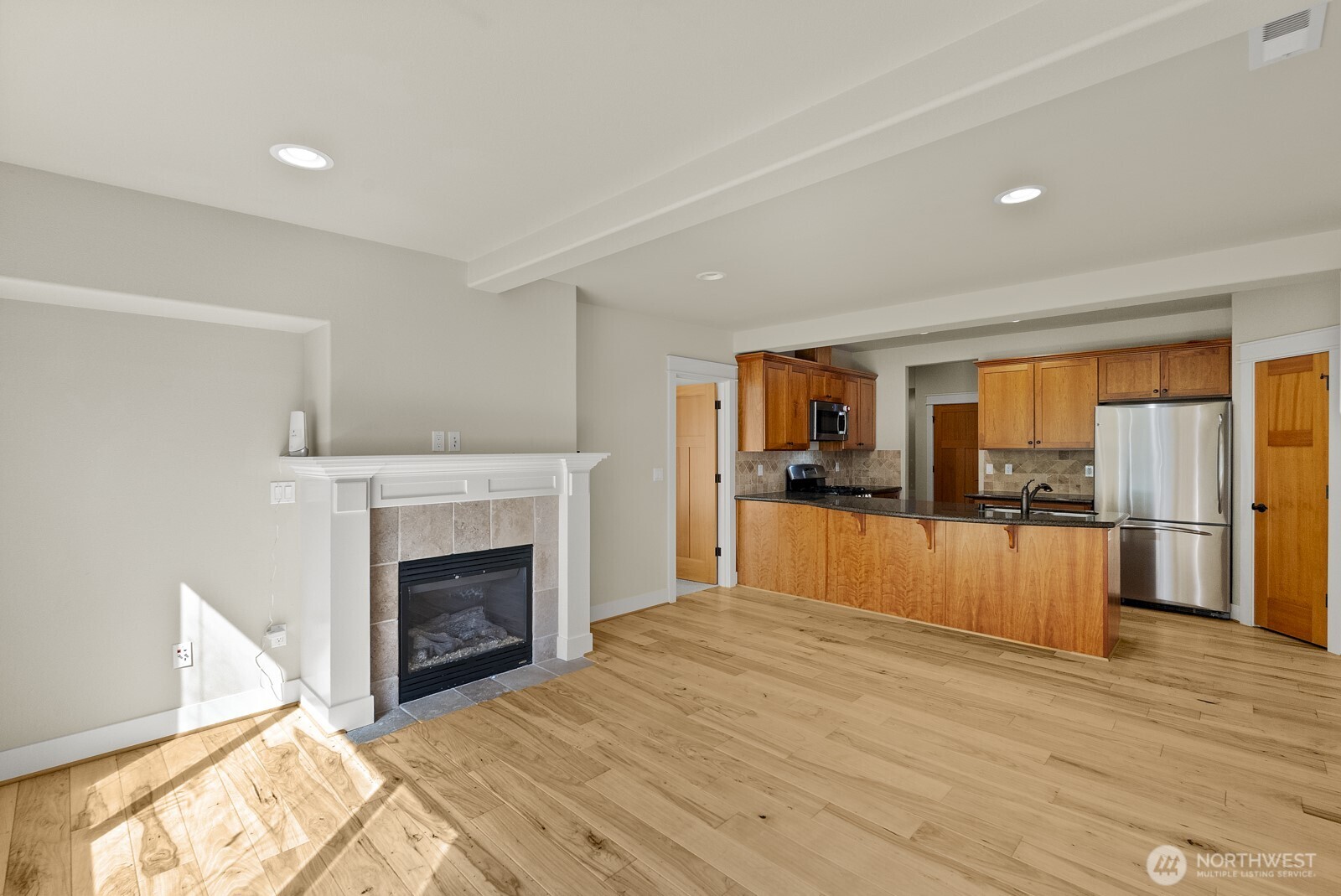 MLS #NWM2573985 image #20