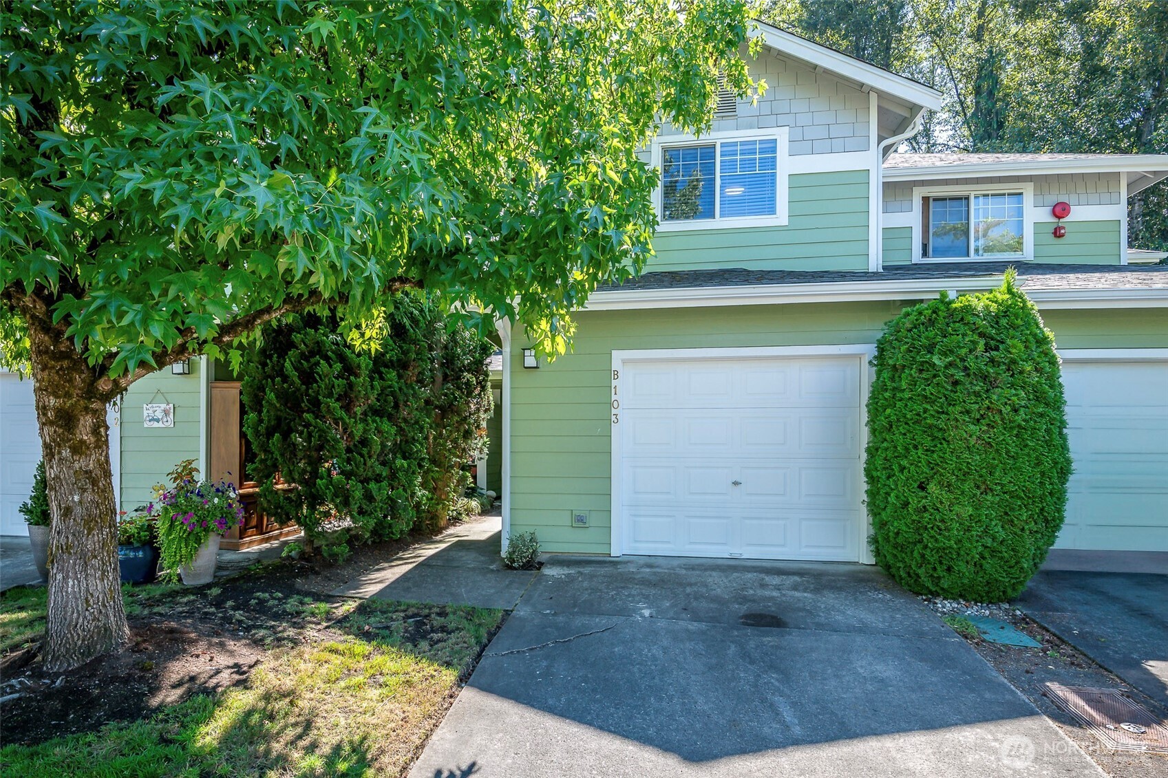 MLS #NWM2574446 image #0
