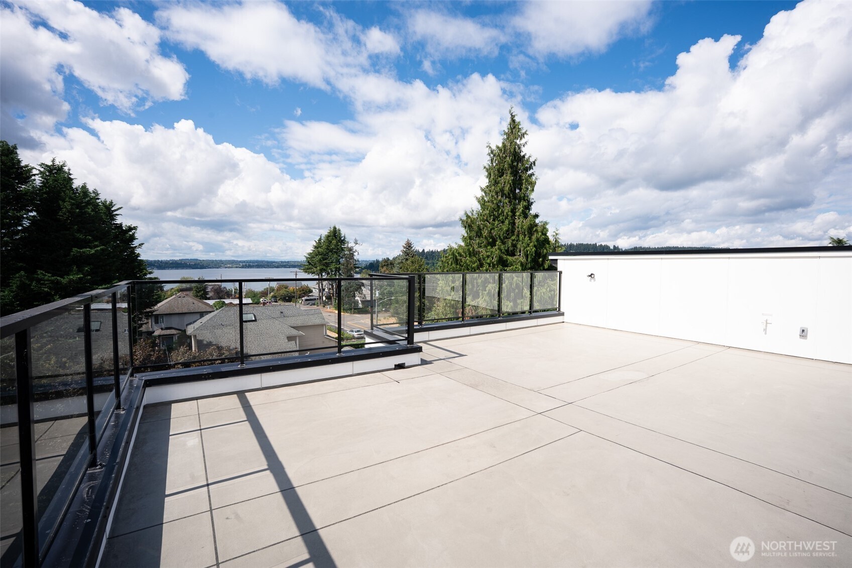 MLS #NWM2574601 image #1