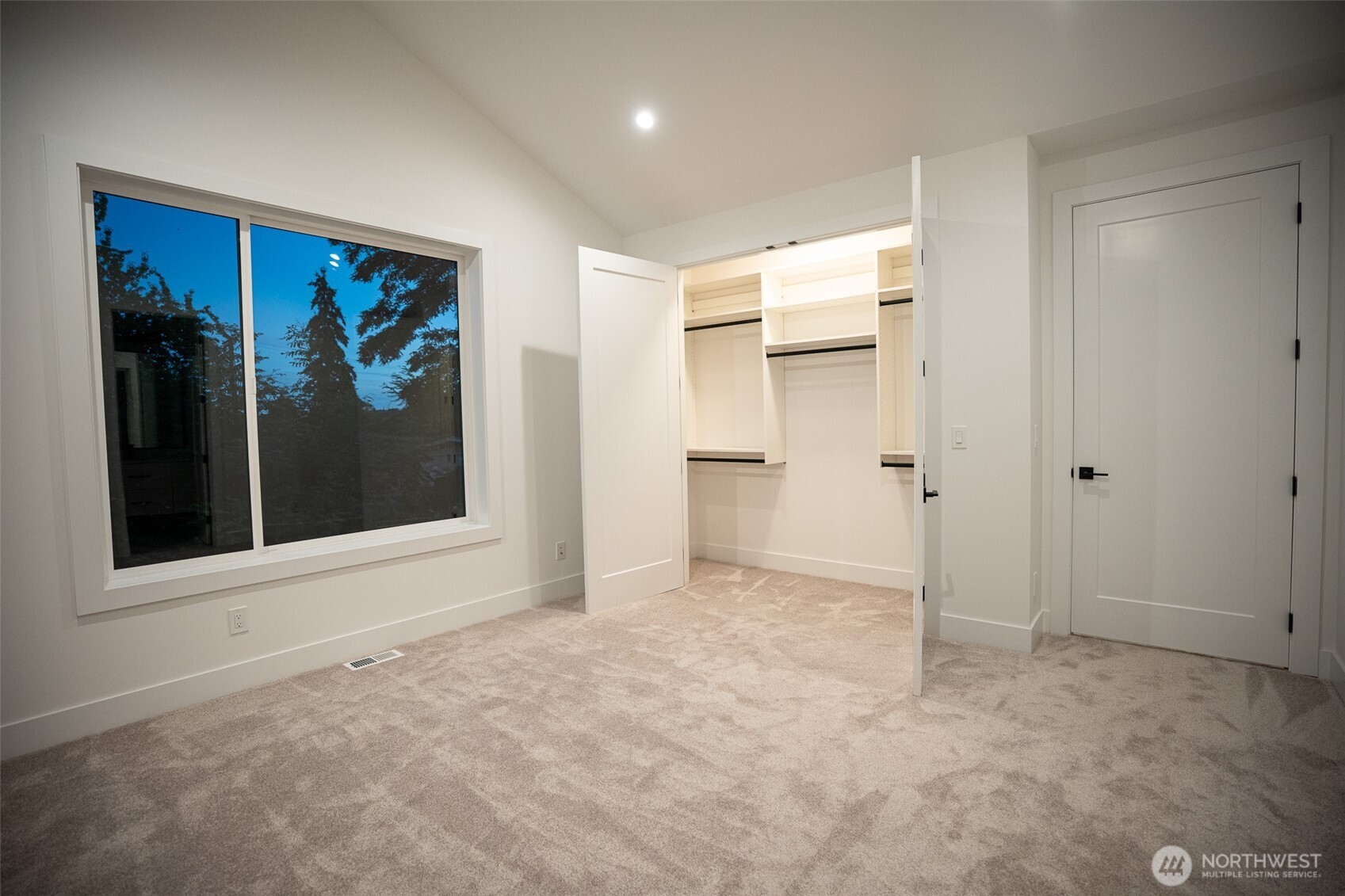 MLS #NWM2574601 image #11
