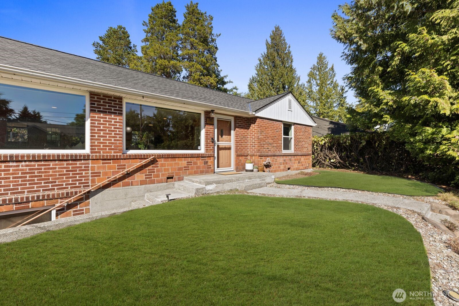 MLS #NWM2574686 image #1
